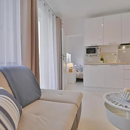 Bryza - Kwartał Róży Wiatrów - Garaż Apartamento Świnoujście