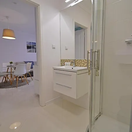 Apartment Bryza - Kwartal Rozy Wiatrow - Garaz Swinoujscie