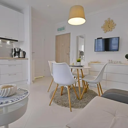 Apartamento Bryza - Kwartał Róży Wiatrów - Garaż *