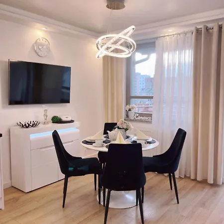 Apartment Bryza - Kwartal Rozy Wiatrow - Garaz Swinoujscie