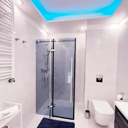 Bryza - Kwartal Rozy Wiatrow - Garaz Apartment *